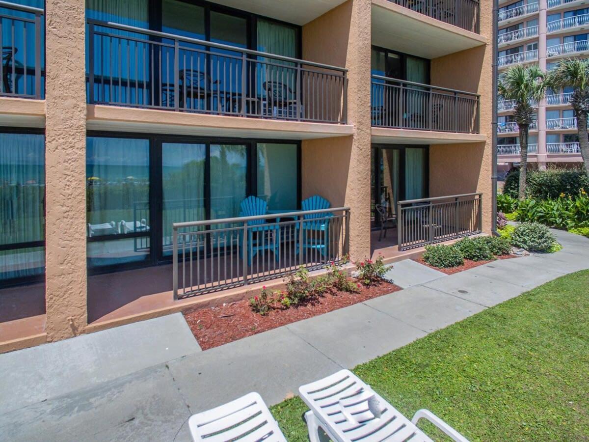 Ground Floor Ocean Front Studio - Caravelle Resort 124 Myrtle Beach Exterior photo